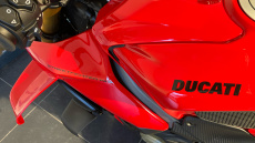 Ducati Streetfighter V4 S Red (25MY)